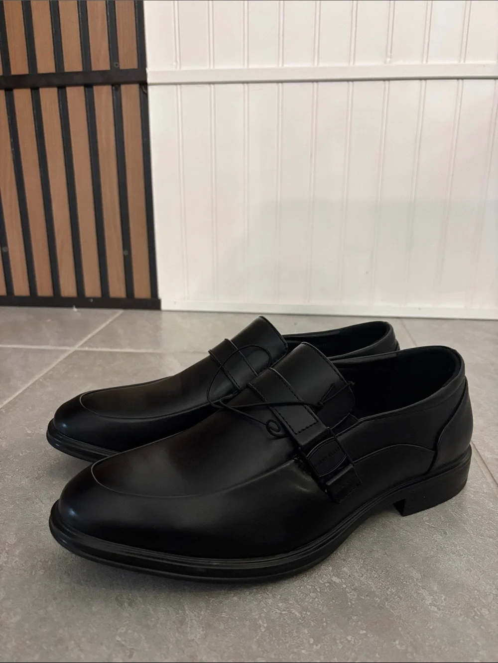 Men's Black Leather Slip-On Dress Shoes - Classic Formal Loafers